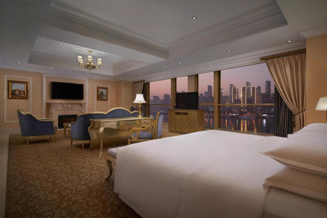 Sheraton Chongqing Hotel Zewnętrze zdjęcie